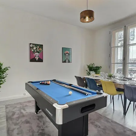 Cozy Appart* Standing * Hyper Centre * Billard Apartment